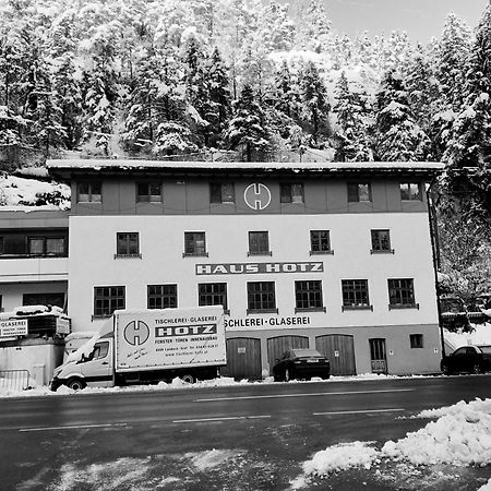 Apartamento Haus Hotz Landeck Exterior foto