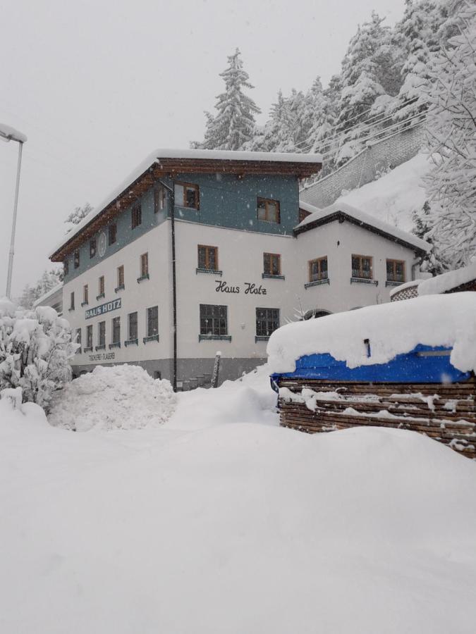 Apartamento Haus Hotz Landeck Exterior foto